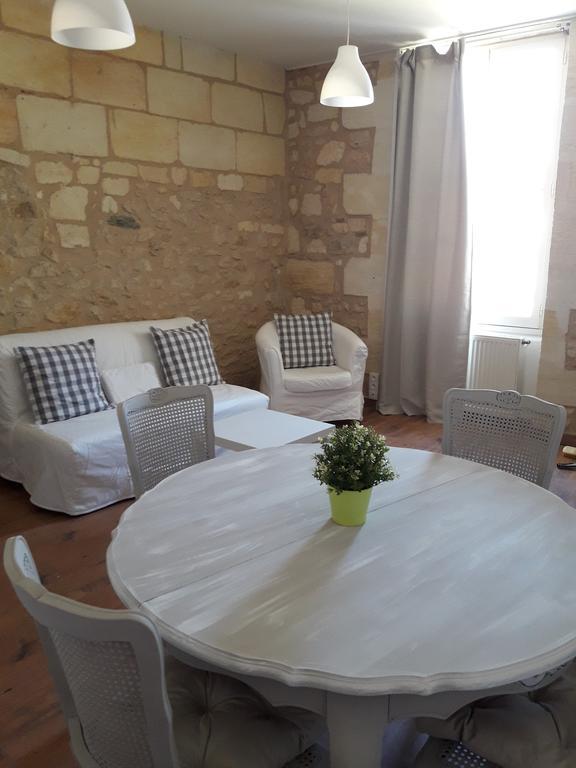 Entre Estuaire Et Citadelle Apartment Blaye Ngoại thất bức ảnh